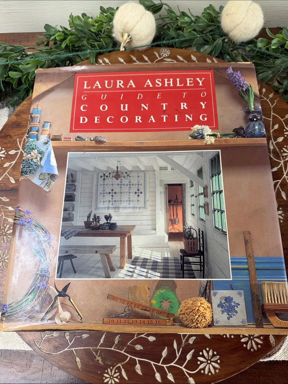 Laura Ashley 1992 Guide To County Decorating